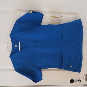 Wonderwink Scrub Top BNWT